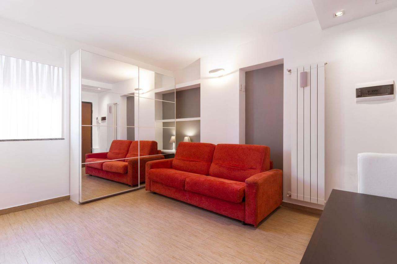 Primopiano - Melzo A Apartment Milan Bagian luar foto